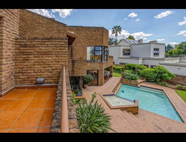 4 BEDROOM HOUSE FOR SALE IN DAINFERN GOLF ESTATE